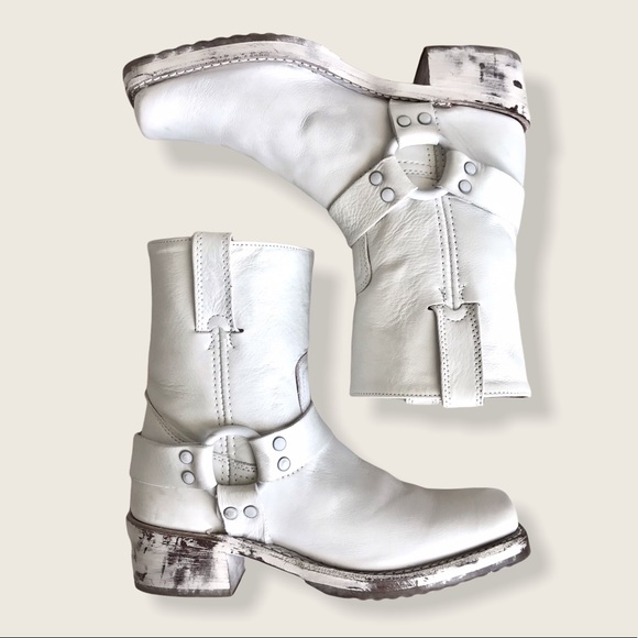 Frye Harness 8R White Distressed Cowboy Calf Boots - Picture 15 of 16
